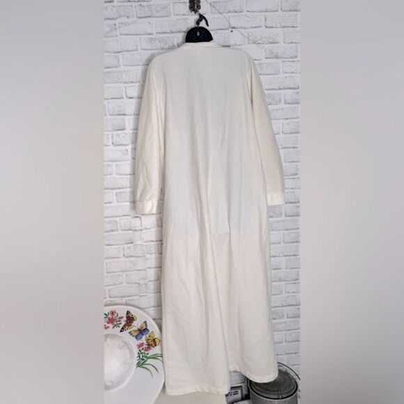 Vintage Sears Cachet Ivory Nightgown Size Medium - Picture 3 of 5